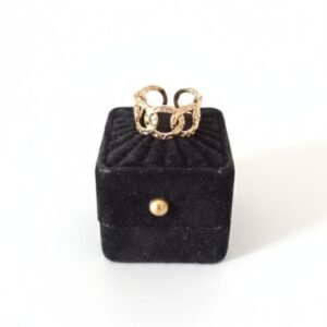 Adjustable Golden Lattice Ring